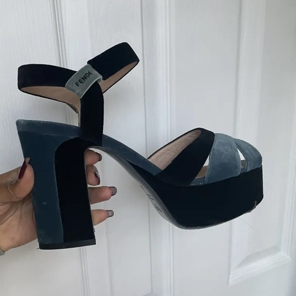 Fendi Velvet Platform Sandals in Black and Blue Size 36 - Picture 5 of 7